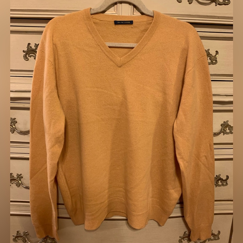 100% Fine Cashmere V Neck Sweater